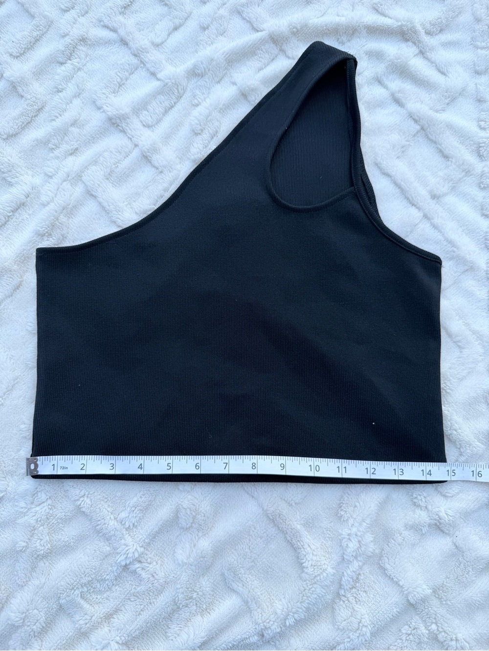 Elegant Black One-Shoulder Top - Picture 6 of 8